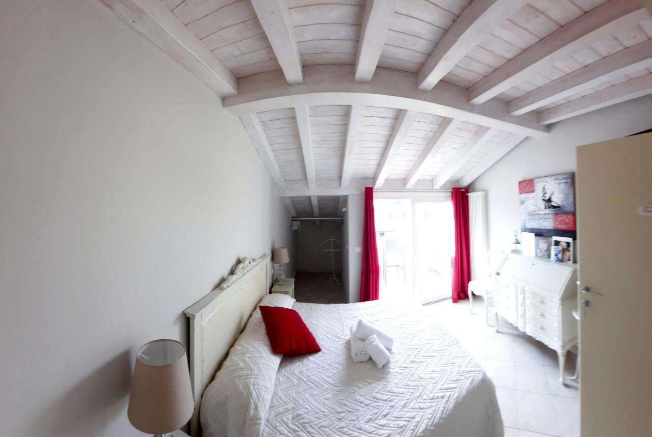 Le Reve - Lake View Rooms Sirmione Bagian luar foto