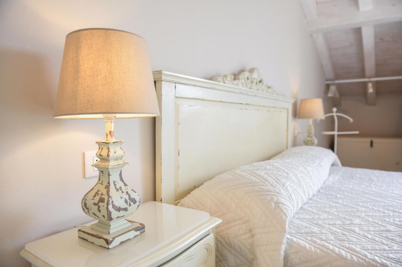 Le Reve - Lake View Rooms Sirmione Bagian luar foto