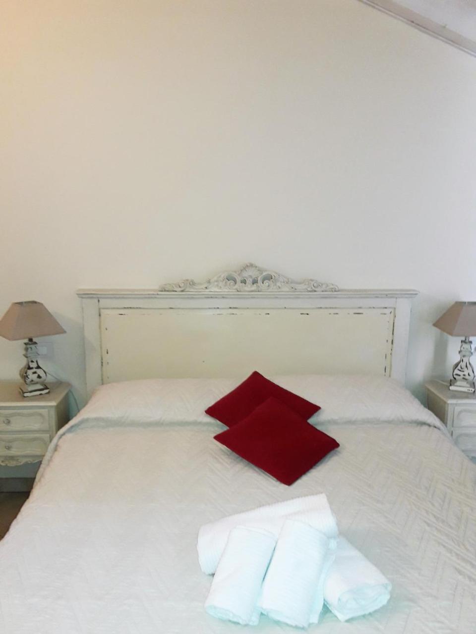 Le Reve - Lake View Rooms Sirmione Bagian luar foto