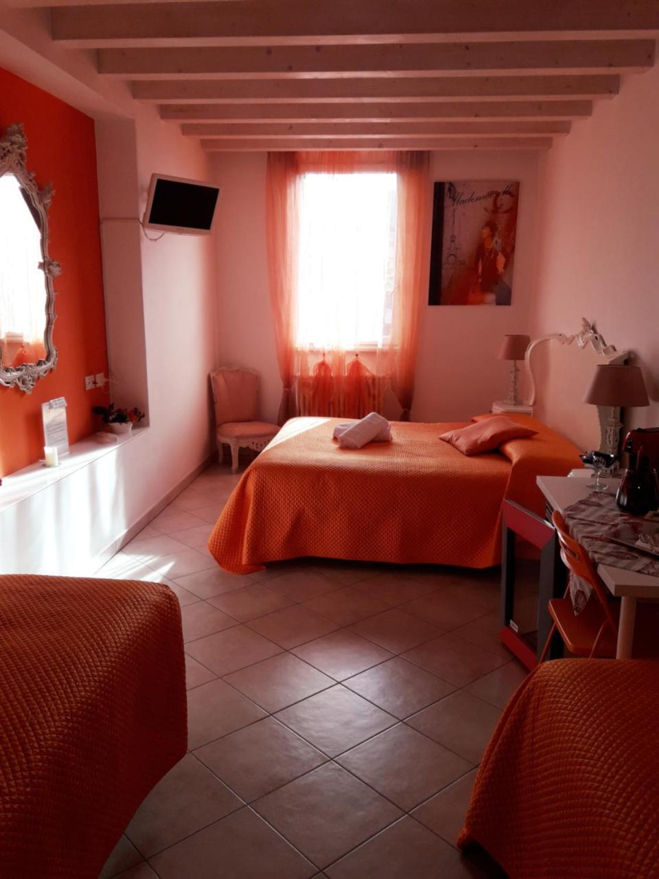 Le Reve - Lake View Rooms Sirmione Bagian luar foto